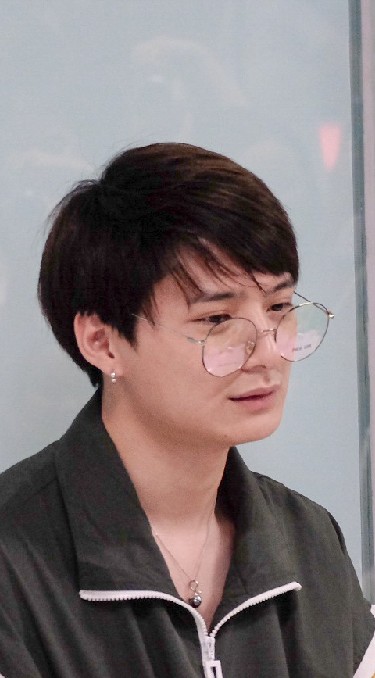 Krist Perawat