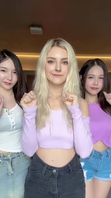 エヴァ･エルフィ好き集まれ‼︎