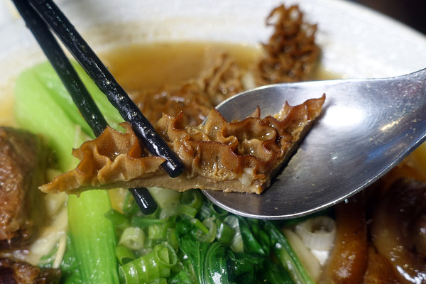 南京復興牛肉麵-神仙牛肉麵+GTD手搖飲，台北中山長春路好吃牛肉麵，台北牛肉麵外送，牛肉、麵條、湯頭都好吃的中山區牛肉麵(含神仙牛肉麵菜單)