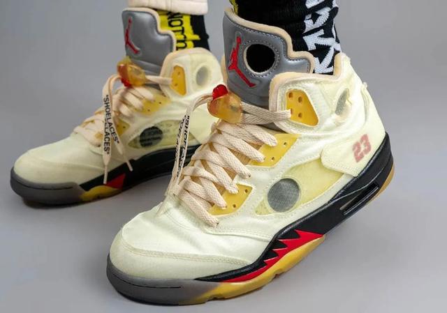 還有機會入手！Off-White x Air Jordan 5「色違」版本聯名鞋即將開賣