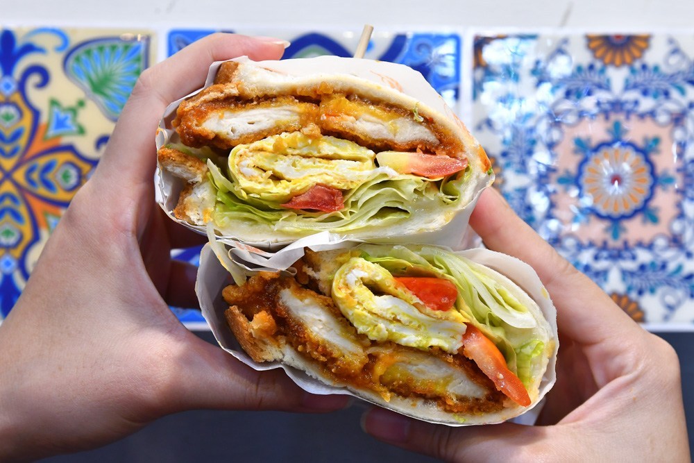 卜派漢堡, 民雄早餐, 民雄早午餐, 嘉義早午餐, 民雄美食, popeye hamburger, 嘉義菠蘿漢堡, 牛角可頌