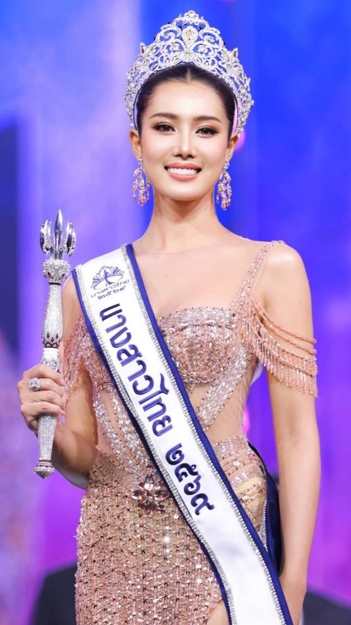 ศาลาแดง👑