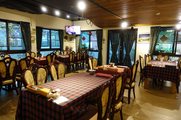 楊梅異國料理-藝綺地中海私廚餐酒館，家庭聚餐和商務活動桃園楊梅美食餐廳，楊梅活動包場餐廳，適合約會和慶祝的楊梅美食