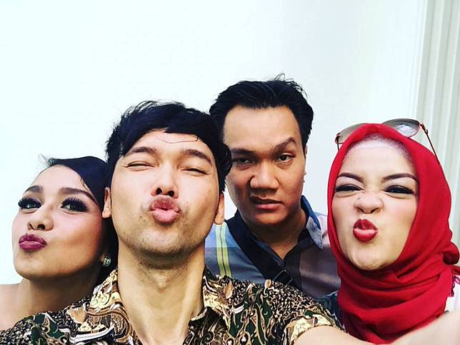 Ingat Rindu AFI? Kini Berhijab Dan Punya 2 Anak
