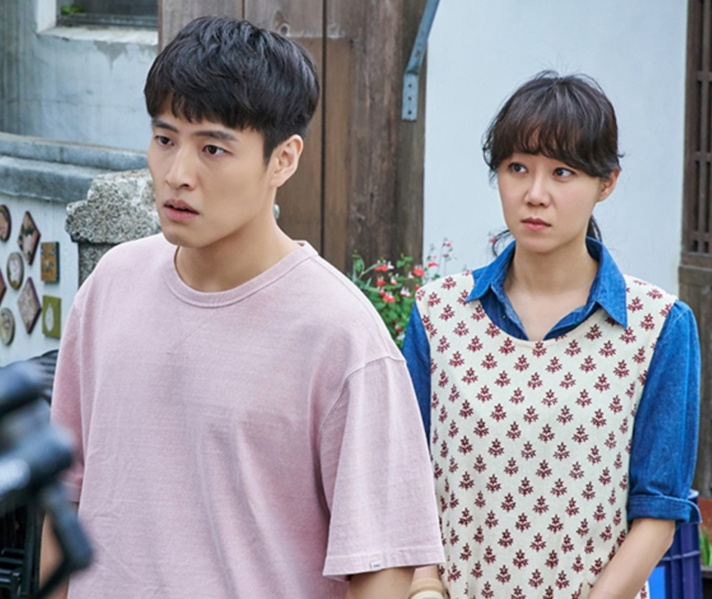 《海岸村恰恰恰》漁夫金宣虎竟能這麼帥！韓劇「鄉村愛情故事」推薦，這部比《山茶花》還好哭