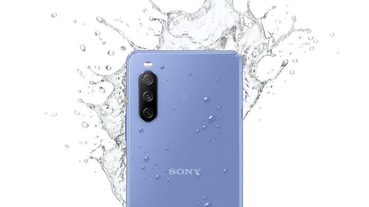 圖說二、Xperia 10 III為第40隻Sony Mobile防水手機，具備旗艦級IP65、IP68防水防塵，戲水暢快零煩惱.jpg