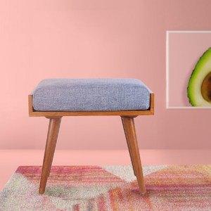 台灣與歐美同步販售、美規設計  易於搭配的自然色調，使空間富有生命力  簡約風格完美融合現代裝飾  適合玄關穿鞋椅或床尾凳  座墊不安裝，可作為小茶几  正常使用下，結構保固一年