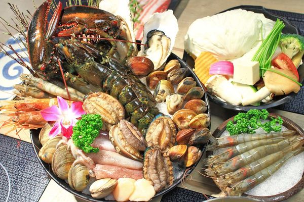 【新竹美食】Umi火鍋水產直賣所-活體龍蝦、鮑魚、貝類海鮮,新鮮海產美味讓你吃的到 【新竹美食】Umi火鍋水產直賣所-活體龍蝦、鮑魚、貝類海鮮,新鮮海產美味讓你吃的到