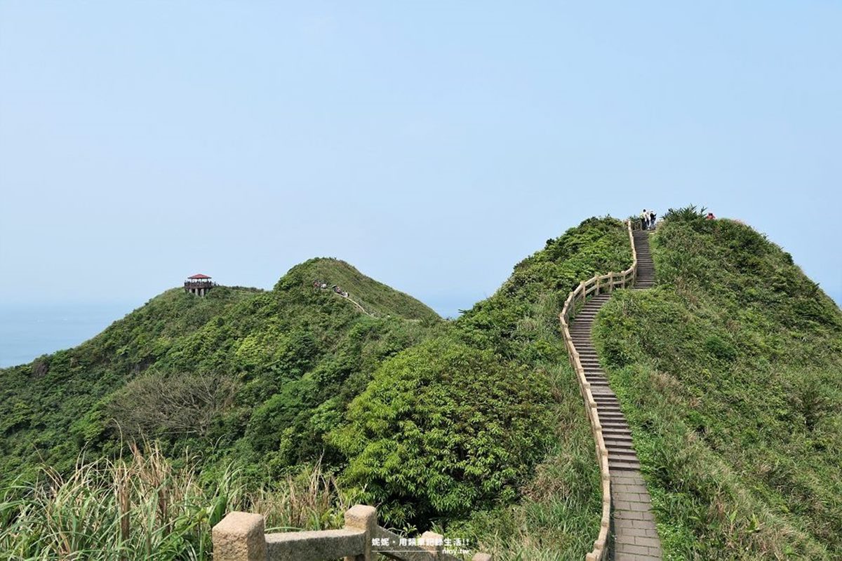 最快５分鐘輕鬆攻頂！新北９條懶人步道：台版「奧入瀨溪流」、絕美陰陽海