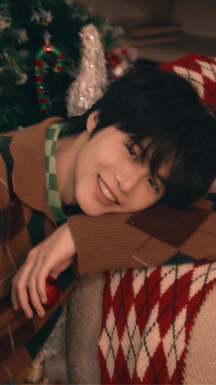 𝙃𝙪𝙜𝙝 𝙃𝙤𝙢𝙚 ♡