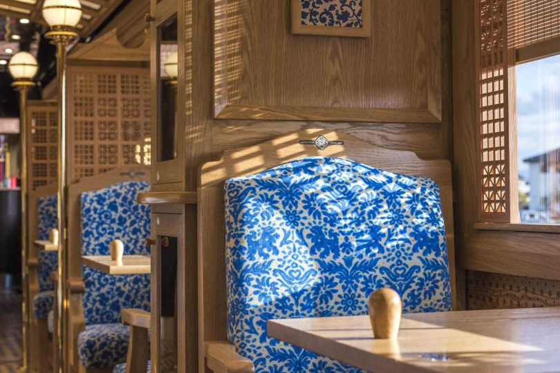 雄獅也獨家取得日本各地特色觀光列車的趟次，包括號稱日本最緩慢的觀光列車「COTO COTO列車」。