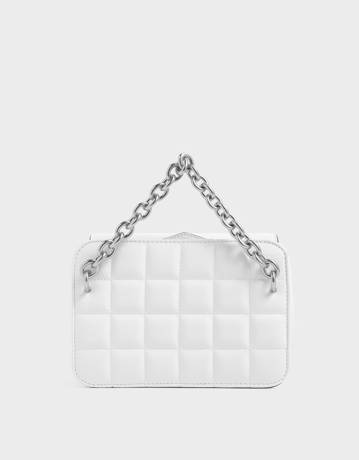 以亮眼的穿搭打造一整天的好心情，簡約設計讓休閒時光也能很精彩。