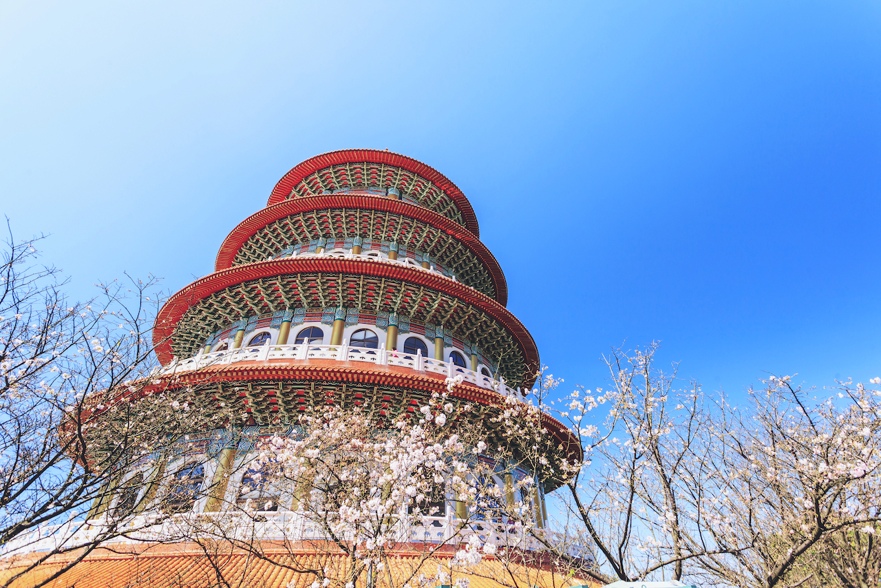 淡水無極天元宮春景(圖片來源/shutterstock.com)