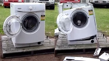 如果把一塊金屬丟進洗衣機會發生什麼事？ 你會發現你的洗衣機...它起乩啦！