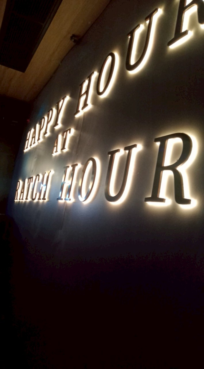 Ratch Hour  Ratchayothin หาเพื่อนเที่ยวปาร์ตี้