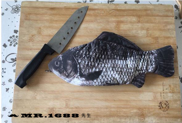 韓國仿真生魚鹹魚筆袋 鯽魚筆袋 小學生文具袋 男女鉛筆盒【Mr.1688先生】