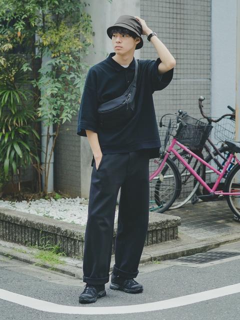 混搭側背小包、腰包、漁夫帽展現搶眼造型層次