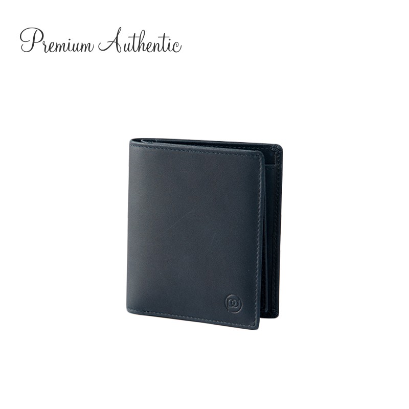 快速出貨 保證100%頂級頭層牛皮打造，手感滑順自然 特殊直立式設計，放進口袋更加便利 多層卡夾設計，有系統的整齊擺放 可抽拉的票卡夾，讓你有多重用法 揮別以往的設計，添加更多時尚味 款式攻略 如果你