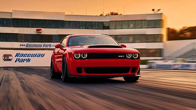 Dodge Challenger SRT Demon