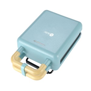 可換盤設計依需求可替換三明治盤或鬆餅盤 烤盤表面不沾黏塗層清理方便 加熱指示燈輕鬆掌握加熱狀況 底部腳架可將電線繞線收藏 可直立式收藏存放空間好利用 設計感造型使用好心情