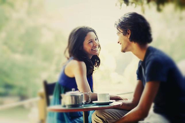 10 Derita Cowok Ketika Ceweknya Ngambek