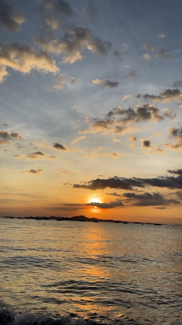 เลสเบี้ยนหญิงรักหญิง 40 up(ไม่รับผู้ชายค่ะ)