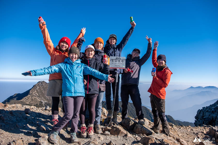 山女孩MelissaxMao冒險生活_玉山主峰東峰西峰兩天一夜_登山紀錄分享-100.jpg