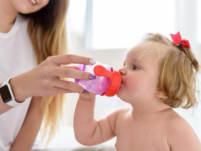 1歳児の水分補給 月齢ごと注意点 Ng飲料を解説 たまひよ Online