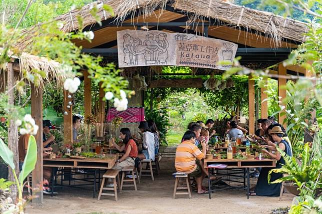 蓋亞那可品嚐招牌小米風味餐。