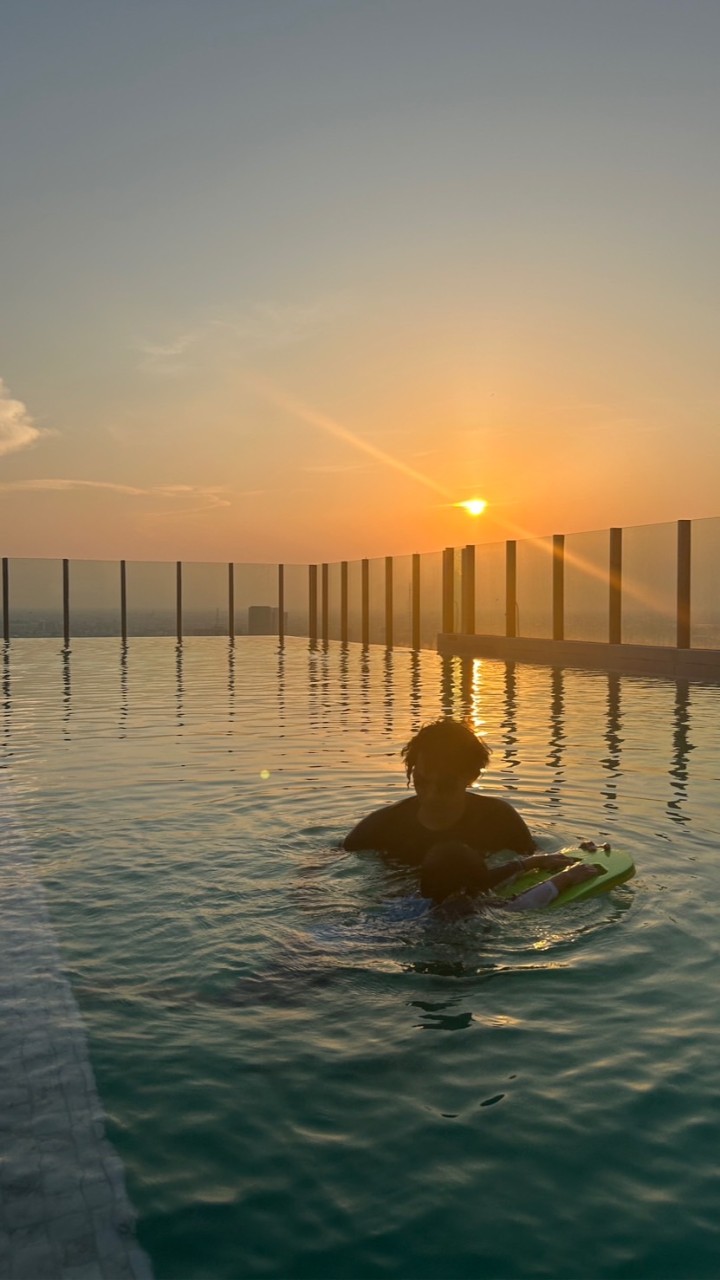 Swimming class by kru Jef
