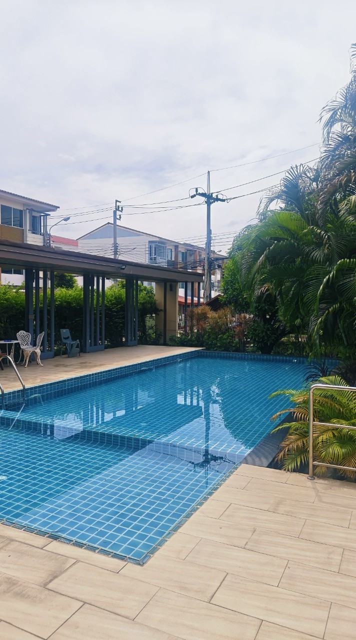 หมู่บ้านจัดสรร The trust city Ng. 25