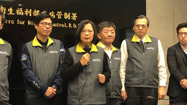 【有影】到底誰阻撓？  蔡英文轟首批包機「中國主導名單不符說好的」