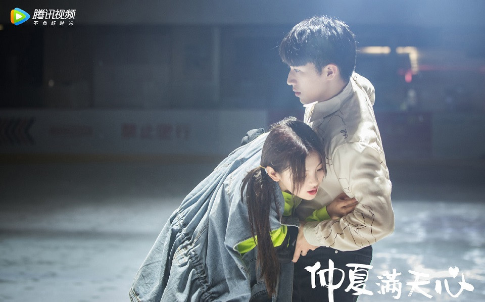 《以家人之名》結局後的甜寵陸劇2：楊超越、許魏洲《仲夏滿天心》