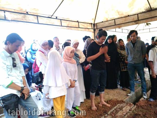 Membahas Profil Donny Alamsyah Dan Keluarga Terbaru