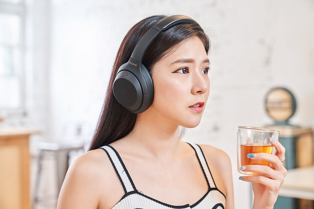 更聰明的 Sony WH-1000XM4 無線降噪耳機評測：AI 人工智慧加持，降噪、音質、操作直覺性全面升級 ！