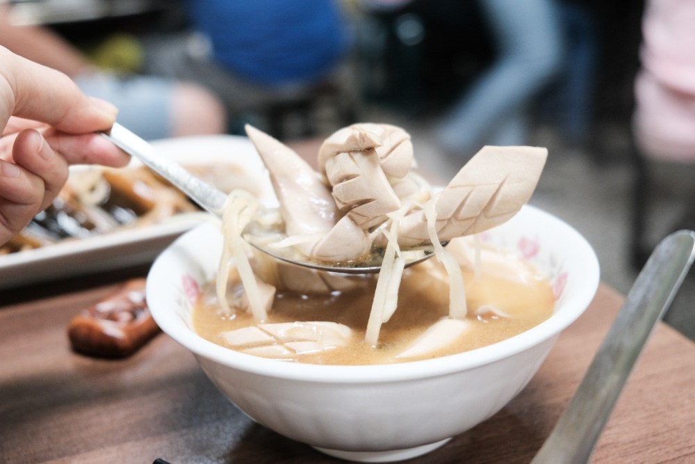 城邊真味鱔魚麵, 台南美食, 台南鱔魚意麵, 麻油腰子湯, 東門路鱔魚麵, 圓環炒鱔魚專家, 在地人推薦鱔魚麵