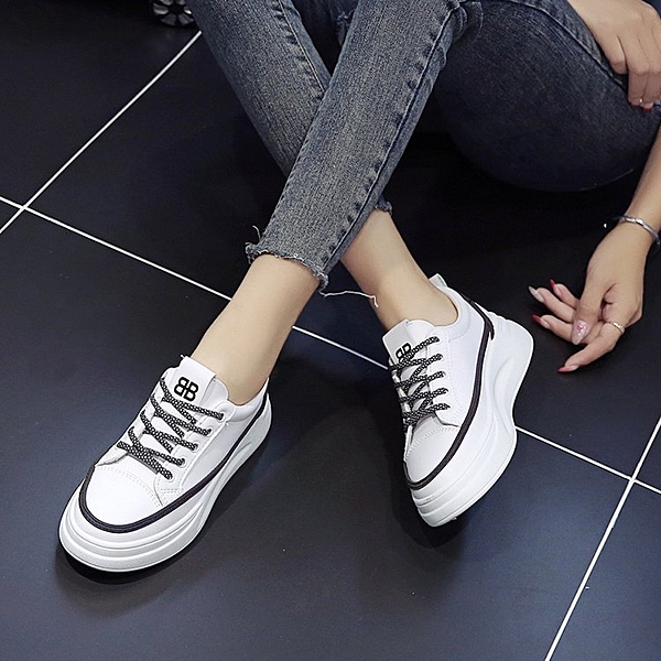 全館支持開髮票，外島派送我們這邊各種商品都有在賣唷，有什麼需要可以在商品問與答留言唷！