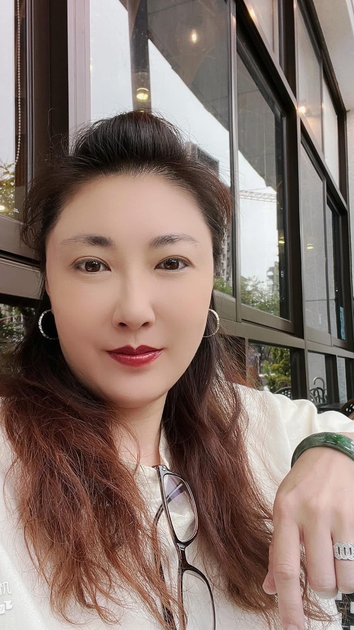 芳芳老師網路問事群
