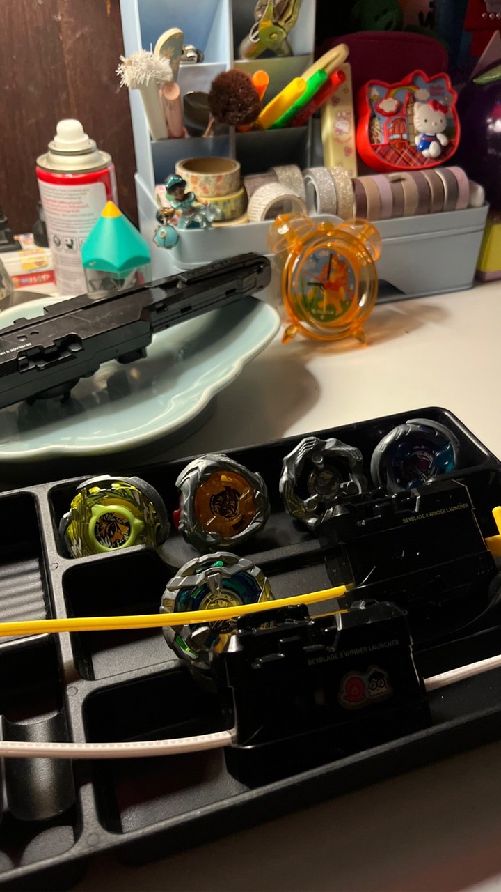 We love  beyblade x 02