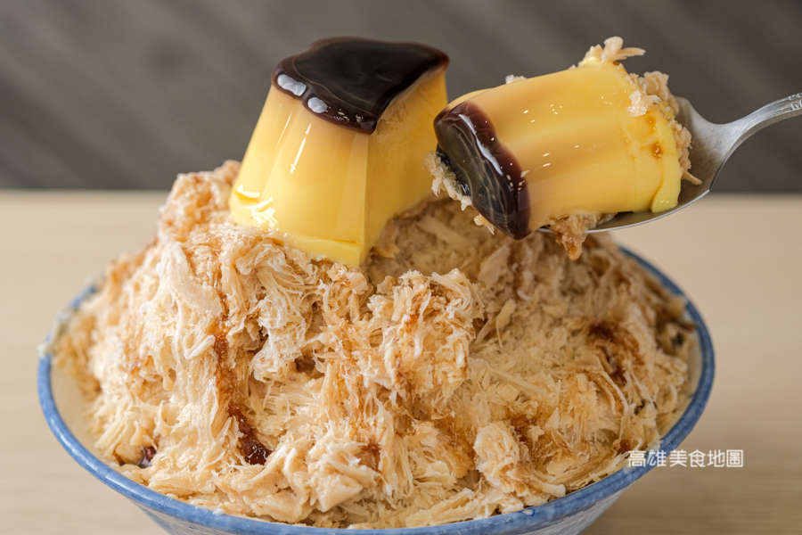 呷大碗(高雄鳳山)20多純手工配料搭暖呼呼香濃燒仙草&冬季限定新鮮草莓雪花冰必吃