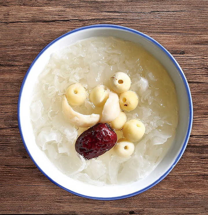 登義銀耳蓮子湯