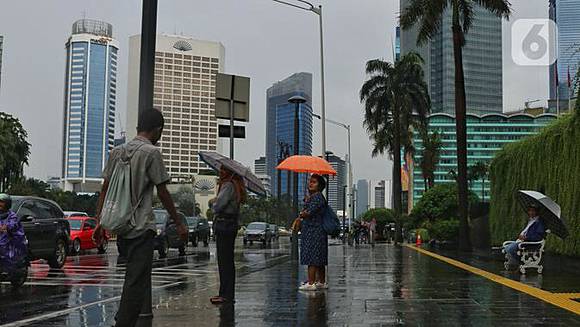 Cuaca Hari Ini: Jabodetabek Diguyur Hujan Siang Nanti