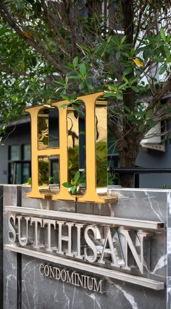 Hi Sutthisan Market