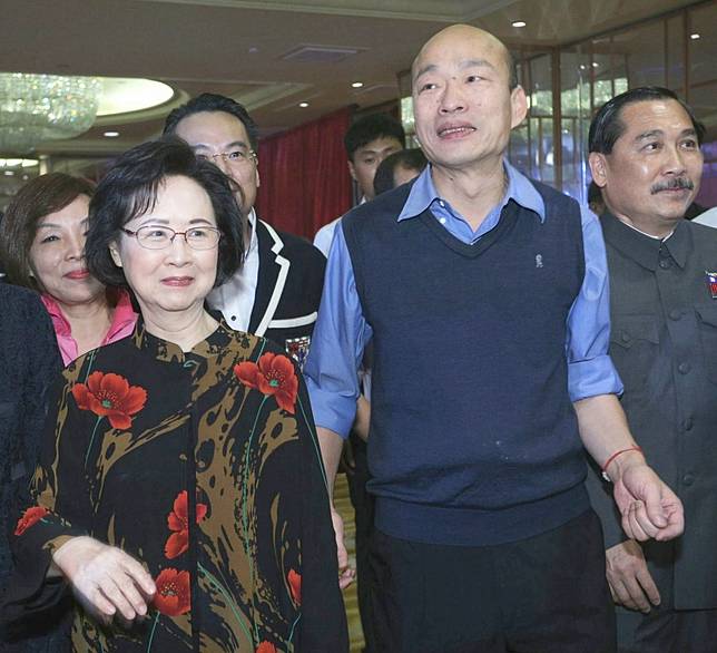 瓊瑤選前力挺韓國瑜。