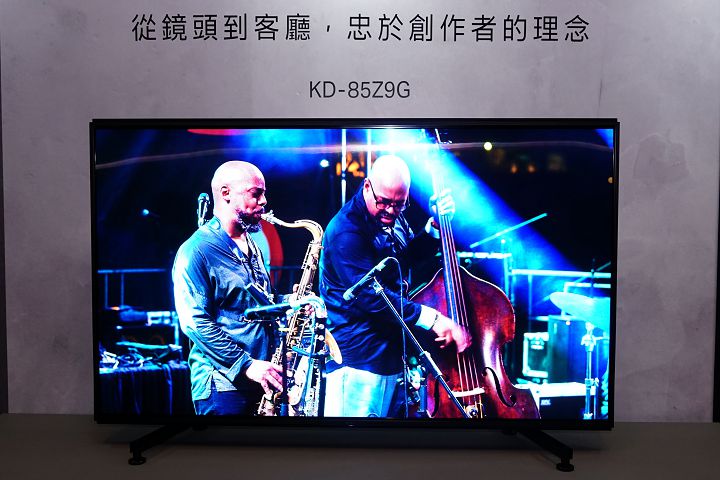 透過 Z9G 的 8K 高畫質影像，將更能呈現「從鏡頭到客廳」的設計概念。