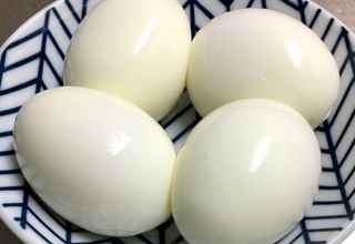 道具は不要 ツルッと簡単にむける ゆで卵 の作り方