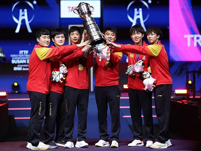 Team China celebrate with the trophy during the awarding ceremony for the men's team at the ITTF World Team Table Tennis Championships Finals Busan 2024 in Busan, South Korea, Feb. 25, 2024. (Xinhua/Yang Shiyao)