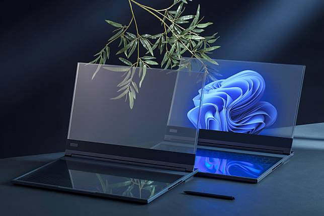 MWC 2024 ThinkBook 透明螢幕概念筆電登場。 圖：Lenovo/提供
