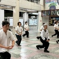東湖晚班