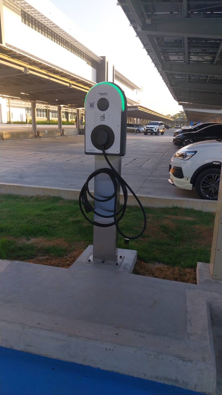ADTH_EV Car Members